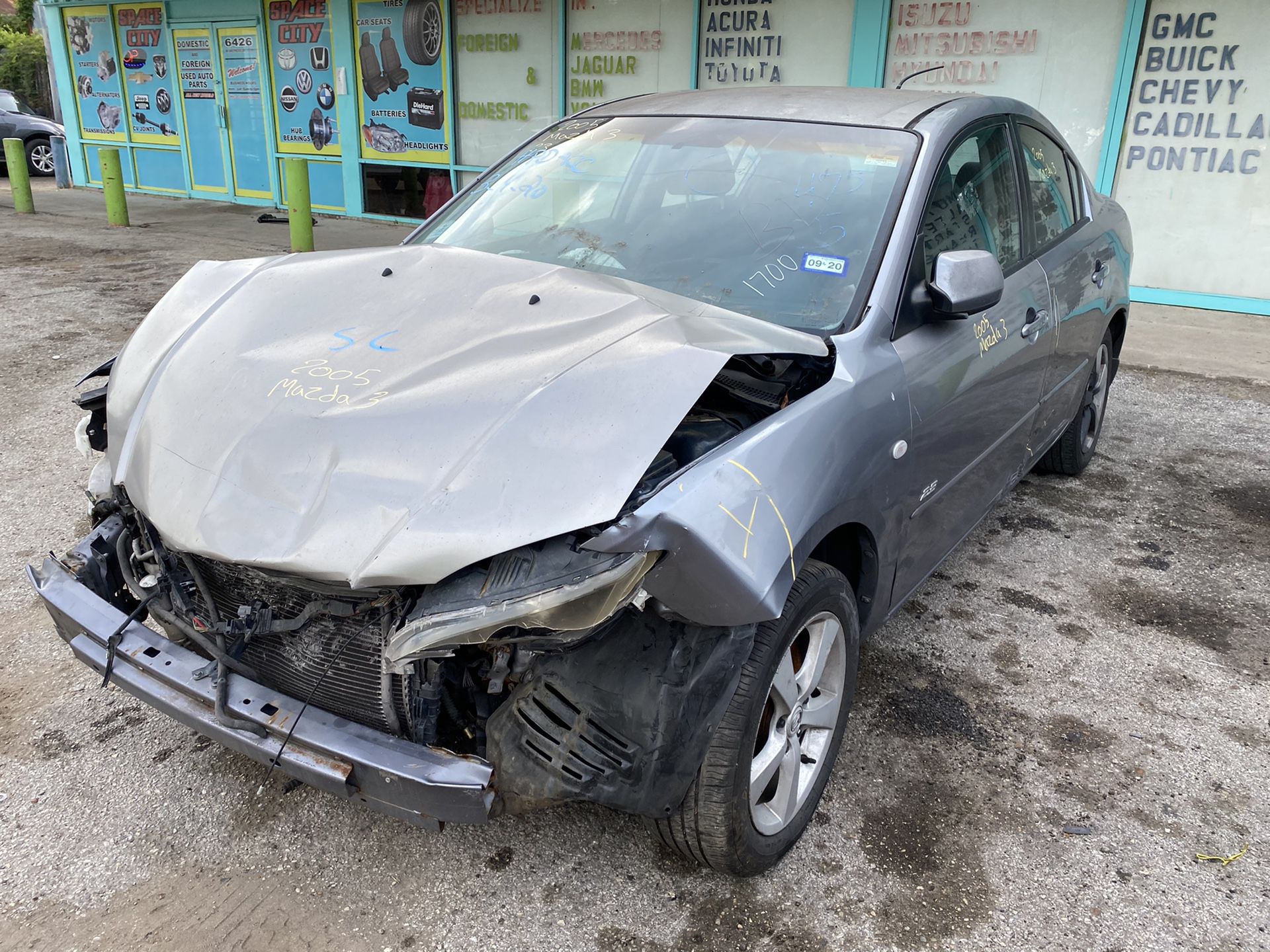 2005 Mazda 3 for parts!