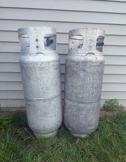 2 40 Gallon Propane Tanks (Both For $40)