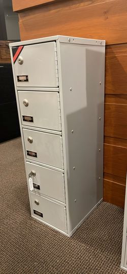 5-Drawer Vertical Metal File Cabinet - Light Gray / Silver