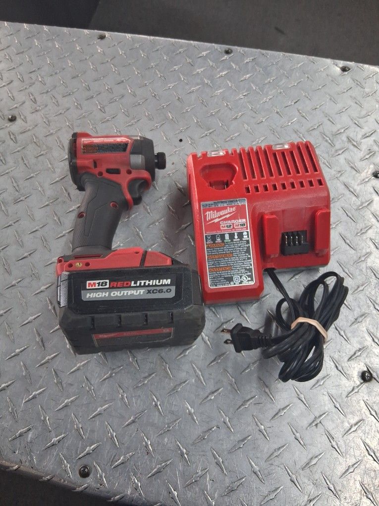 Milwaukee Hex Impact Driver Kit