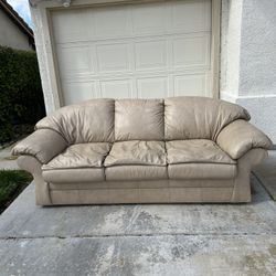 Brown Leather Couch & Free Delivery 