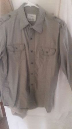 Casual button up military shirt size (L)