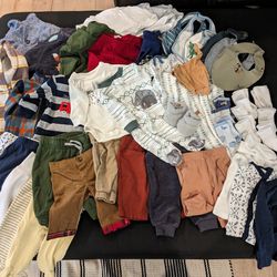Big Lot Of Baby Boy Clothes 0-3months