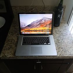 MacBook Pro 15 Inch 