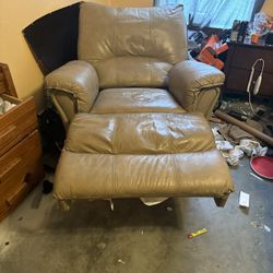 Recliner Chair 