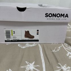 Boots Size 3 Youth