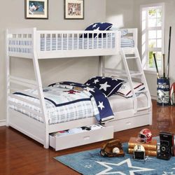 White wooden bunk bed. NEW. SPECIAL OFFER 