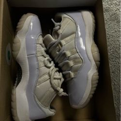 Jordan 11 Pure Retro Pure violet 