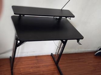 Gaming Desk 31 Inch.
