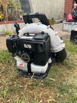 Kawasaki/TMC gas commercial leaf blower WORKS EXCELLENT LIKE NEW