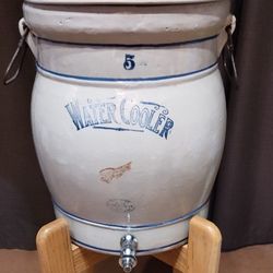 Redwing Ceramic 5 Gallon Water-cooler Made1930.Nice Oak Stand Inclt