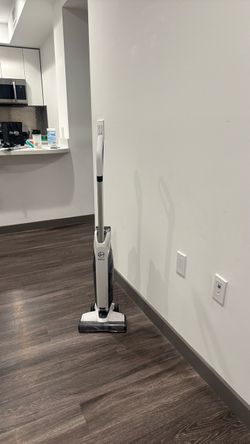 Only today !!! Hoover Cordless Stick Vacuum