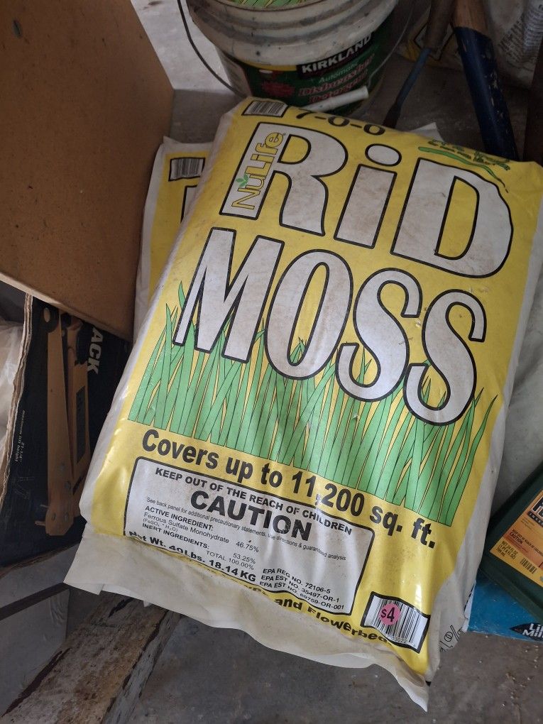 2 Unopened Bags Of Rid Moss