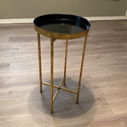 Metal Foldable Tray Table With Magnetic Top
