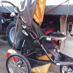 STROLLER(3 WHEEL)