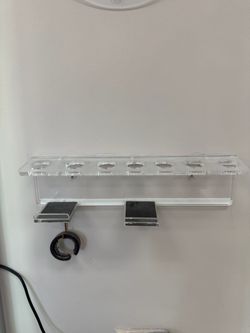 Dyson holder