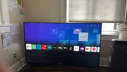 LG 75” smart tv 120hz 4k
