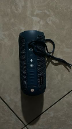 Portable Bluetooth speaker T&G