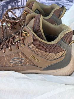 Skechers Waterproof Hiking Boots Size 9.5