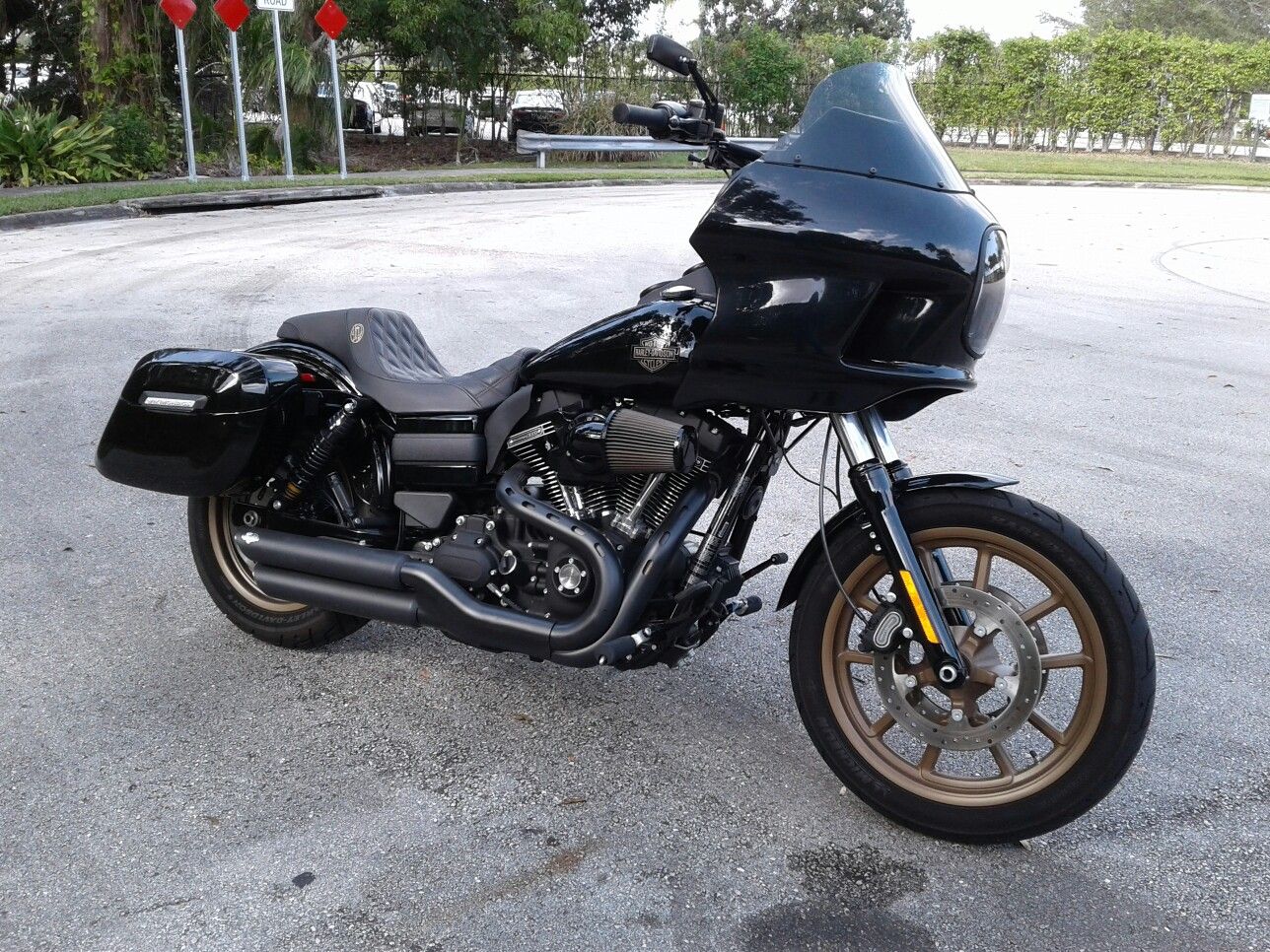 2016 Harley Dyna Low Rider S Custom Bagger for Sale in Pompano