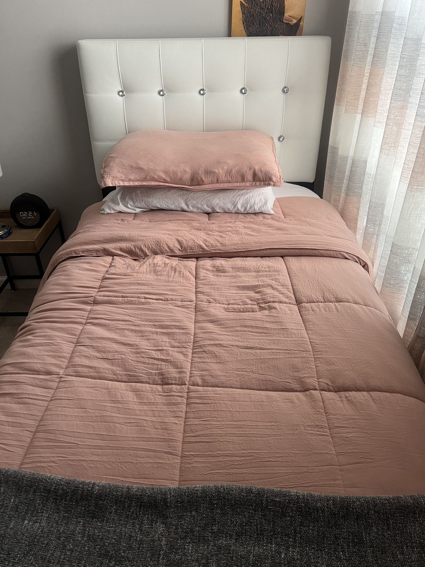 Twin Beds