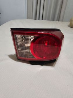 2007-2014 TOYOTA FJ CRUISER TAILLIGHT