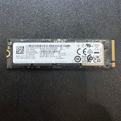 Samsung MZVL21T0HCLR-00B00 1TB PCI-E SSD TLC 4.0 x4 NVMe 