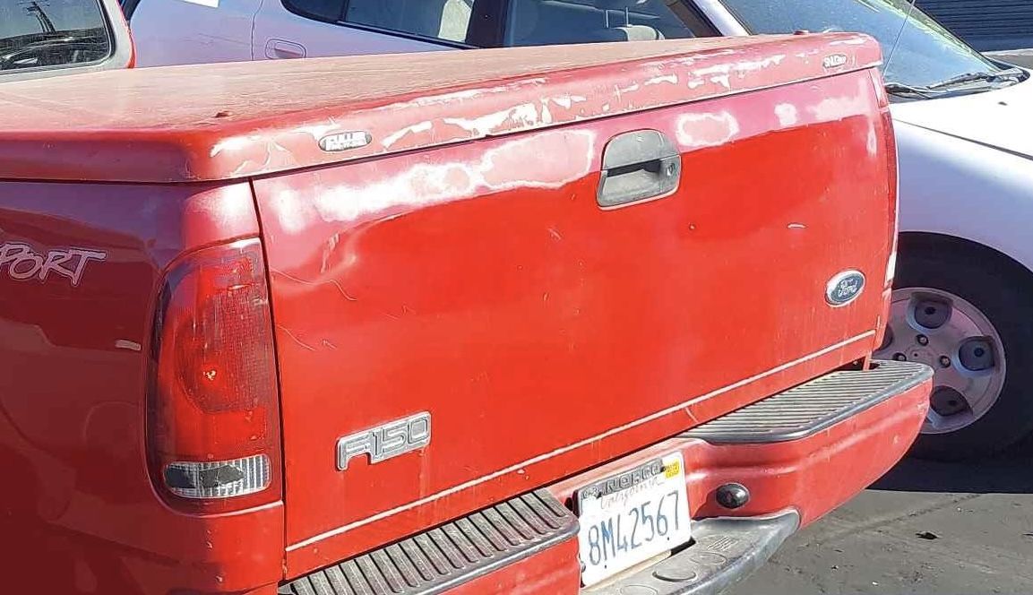Ford F150 F250 Red Tailgate