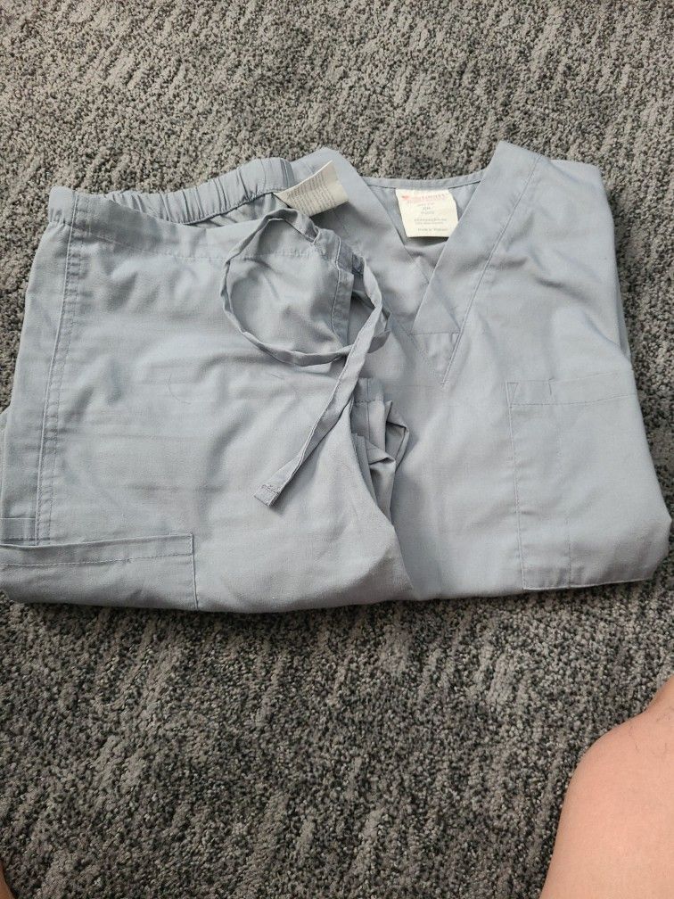All Heart Scrubs. Grey. Size Xsmall