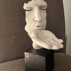 Blowing A Kiss Sculpture Statue