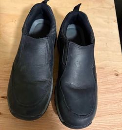 Mens shoes size 9.5