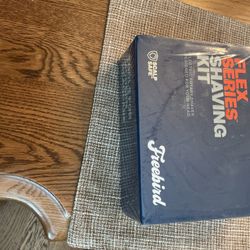 Freebird flex Shaving Kit 