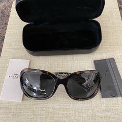 New Coach Sunglasses 