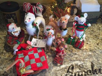 Annalee Christmas mice collectibles (7 figures)
