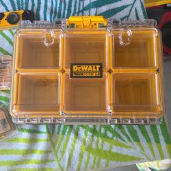 DeWalt Organizer 