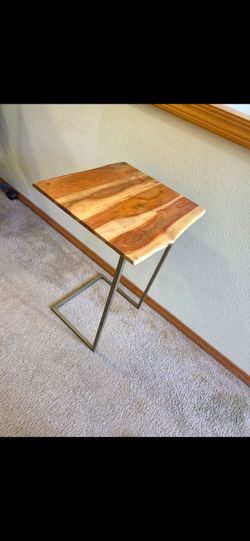 C shaped table