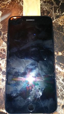 Iphone 7 plus! Has activtivation lock!