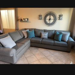 Beautiful Grey Sectional Couch From Jerome's LIKE NEW 