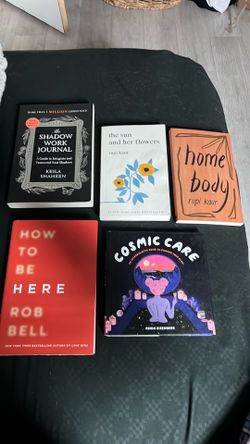 (5) assorted books