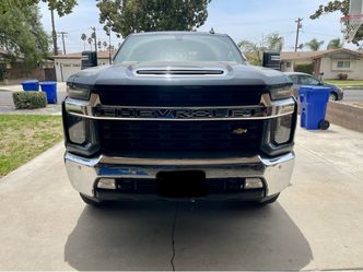 2020 Chevy Silverado 2500 HD Front Bumper w/ Brackets