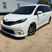 2016 Toyota Sienna Le 140k Miles