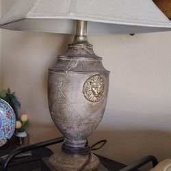Lion Lamp 