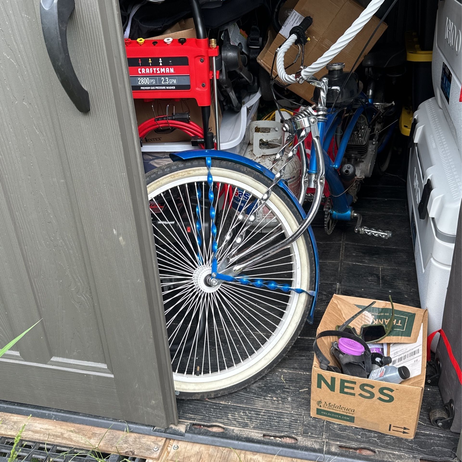 Custom Stretch Cruiser