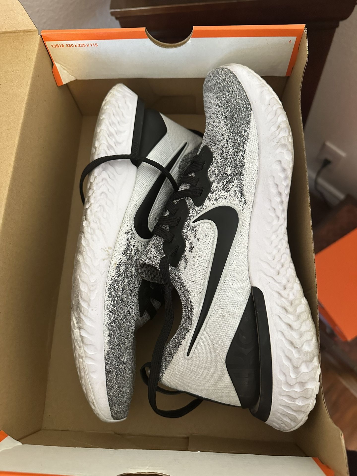 Nike Epic React Flyknit