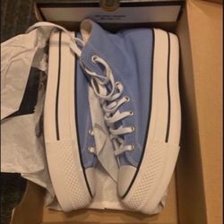 NIB WOMENS SIZE 8 CONVERSE SHOES PLATFORM BLUE