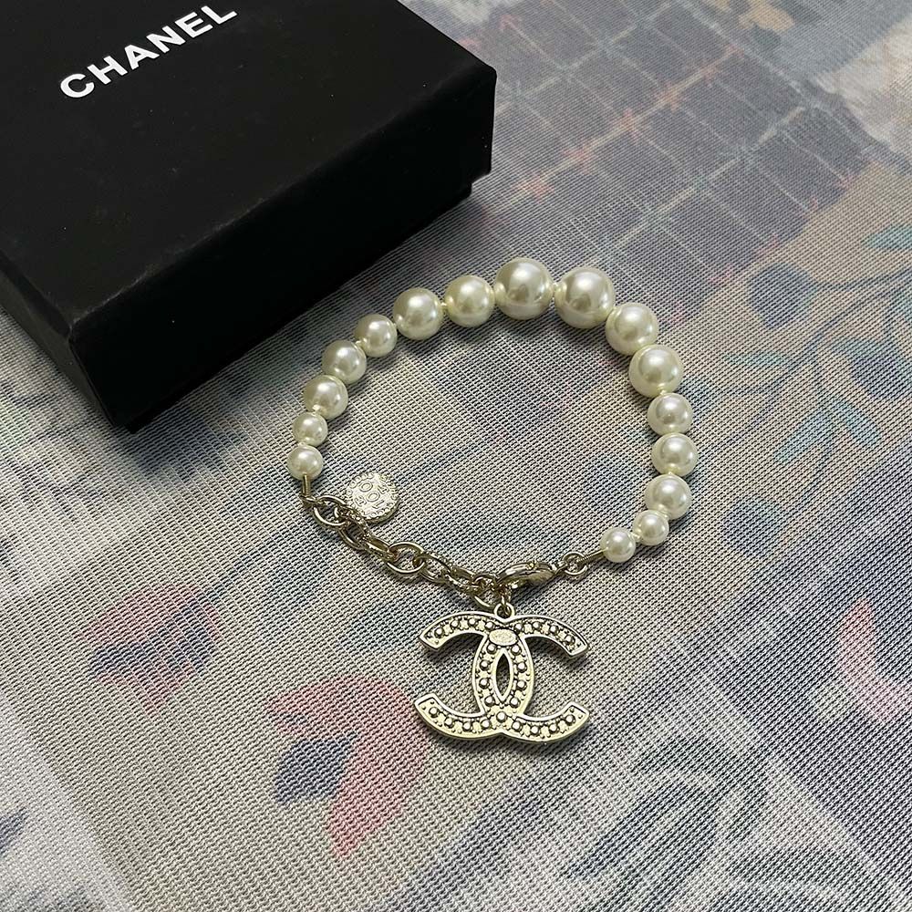 Pearl Bracelet 