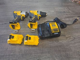 Dewalt DCK221F2 12V IMPACT DRILL COMBO