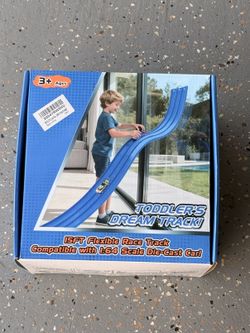 15ft Flexible Race Track Starter Set – 1:64 Die-Cast Car Track, Ages 3+ (New in Box)