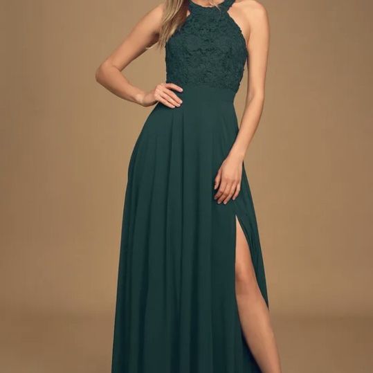 New! Picture Perfect Emerald Green Lace Maxi Dress

