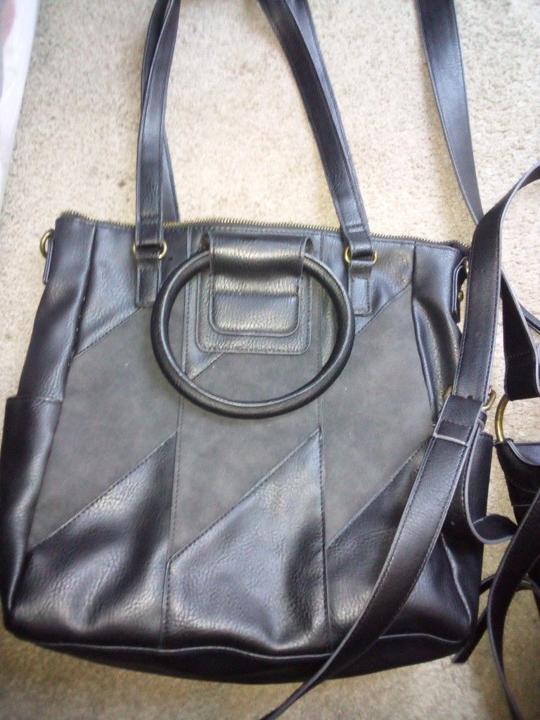 Clothes Shoes And Purses